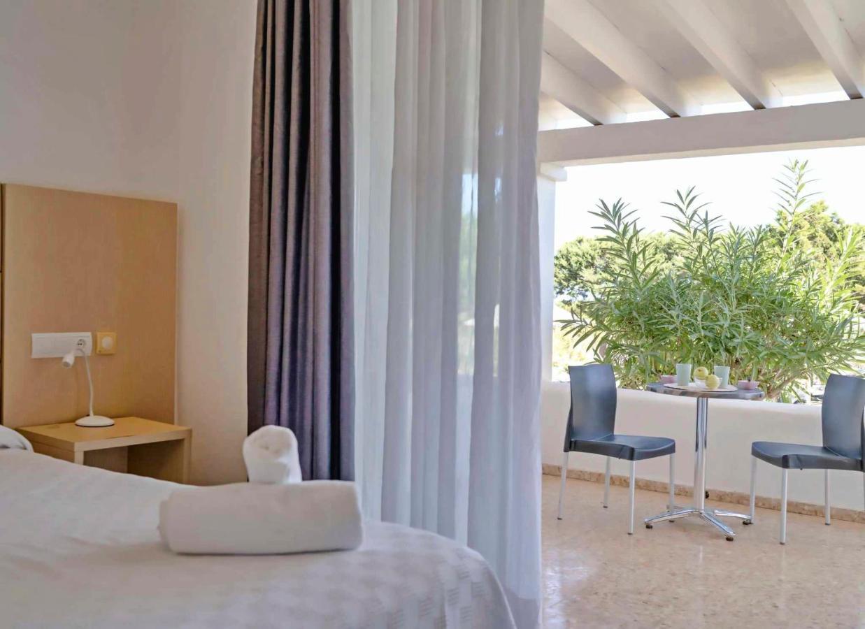 Roquetes Bungalows - Formentera Break Es Pujols Bagian luar foto