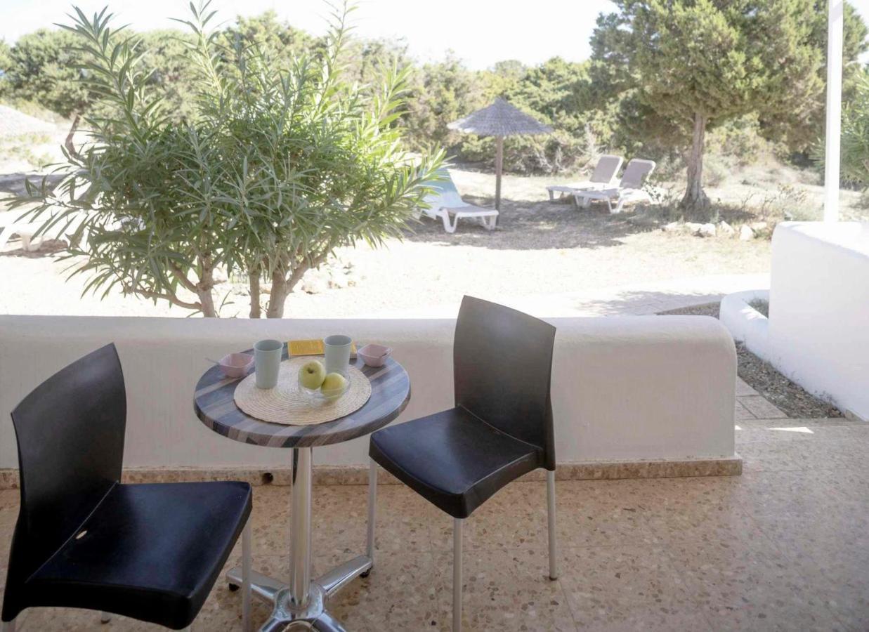 Roquetes Bungalows - Formentera Break Es Pujols Bagian luar foto